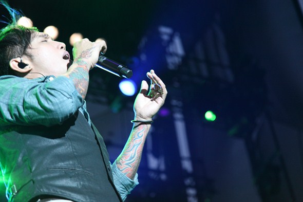 Rock-Subculture-Music-Concert-Review-Journey-Harveys-Lake-Tahoe-C-001