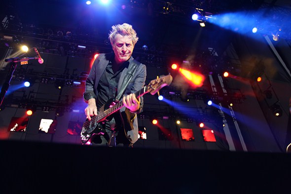 Rock-Subculture-Music-Concert-Review-Journey-Harveys-Lake-Tahoe-C-001