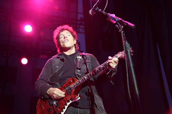 Rock-Subculture-Music-Concert-Review-Journey-Harveys-Lake-Tahoe-C-001