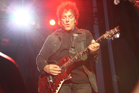 Rock-Subculture-Music-Concert-Review-Journey-Harveys-Lake-Tahoe-C-001