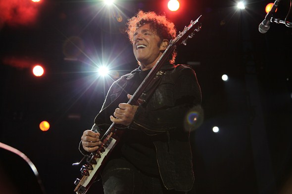 Rock-Subculture-Music-Concert-Review-Journey-Harveys-Lake-Tahoe-C-001