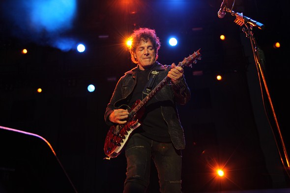 Rock-Subculture-Music-Concert-Review-Journey-Harveys-Lake-Tahoe-C-001