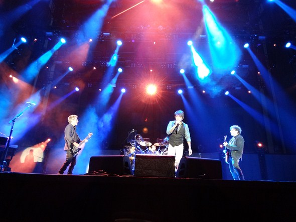 Rock-Subculture-Music-Concert-Review-Journey-Harveys-Lake-Tahoe-S-001