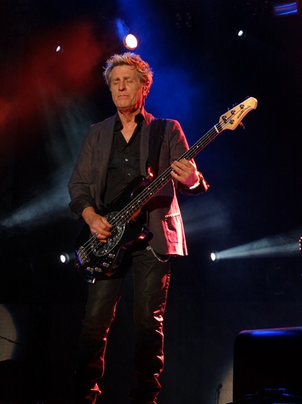 Rock-Subculture-Music-Concert-Review-Journey-Harveys-Lake-Tahoe-S-001