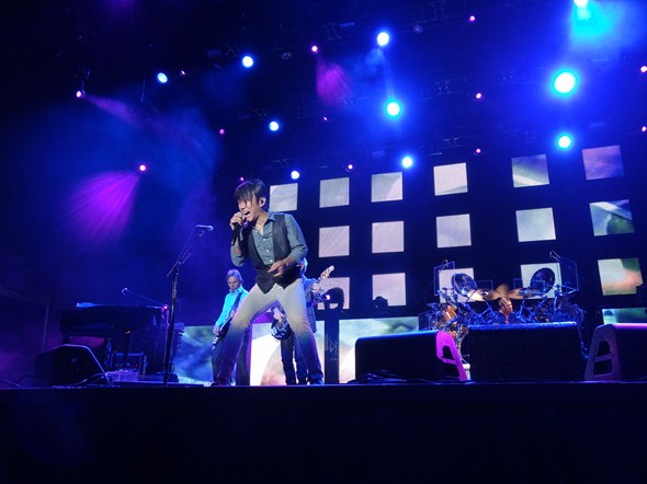 Rock-Subculture-Music-Concert-Review-Journey-Harveys-Lake-Tahoe-S-001