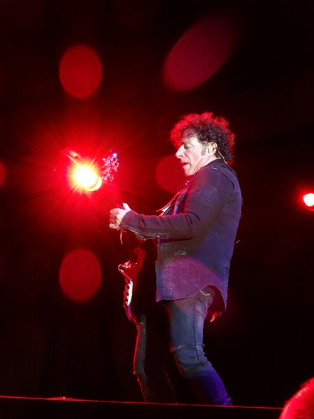 Rock-Subculture-Music-Concert-Review-Journey-Harveys-Lake-Tahoe-S-001