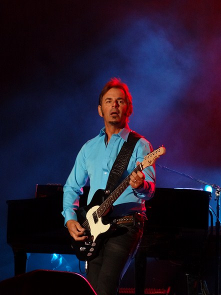 Rock-Subculture-Music-Concert-Review-Journey-Harveys-Lake-Tahoe-S-001