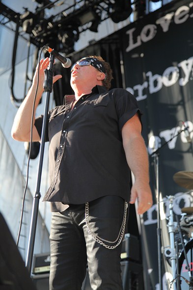 Rock-Subculture-Music-Concert-Review-Loverboy-Harveys-Lake-Tahoe-C-01
