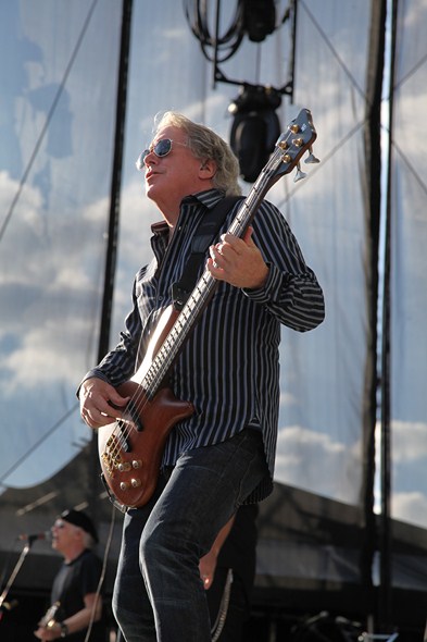 Rock-Subculture-Music-Concert-Review-Loverboy-Harveys-Lake-Tahoe-C-01