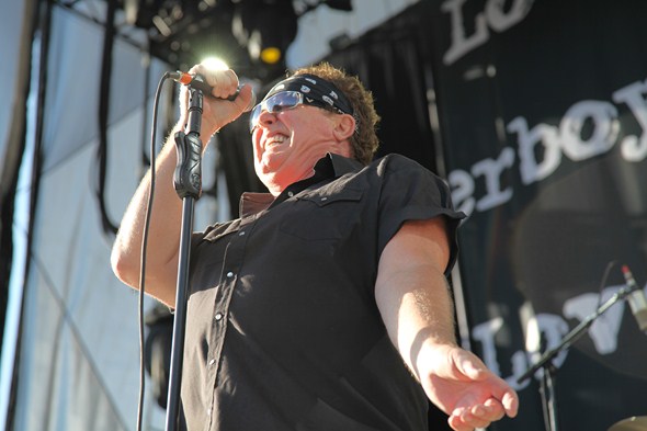 Rock-Subculture-Music-Concert-Review-Loverboy-Harveys-Lake-Tahoe-C-01
