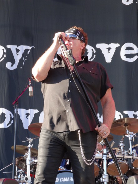 Rock-Subculture-Music-Concert-Review-Loverboy-Harveys-Lake-Tahoe-S-01