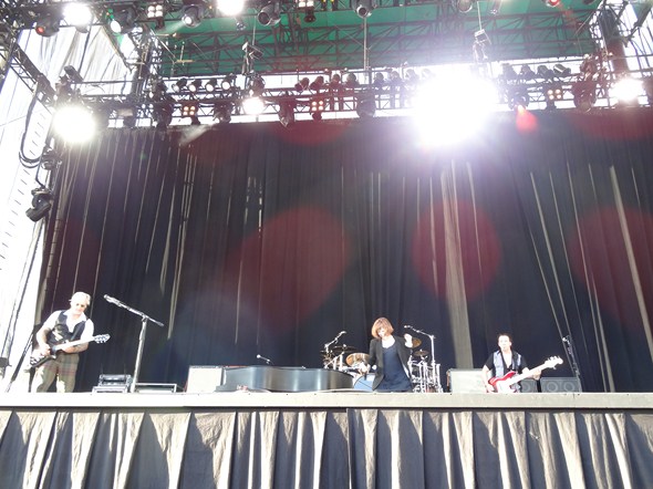 Rock-Subculture-Music-Concert-Review-Pat-Benatar-Harveys-Lake-Tahoe-S-01