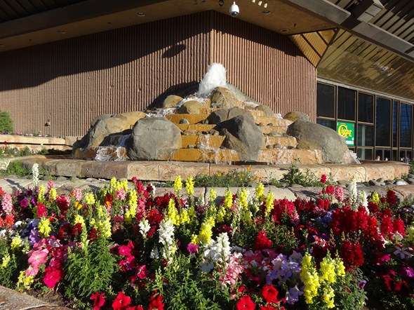 MontBleu-Casino-Resort-Spa-Review-South-Lake-Tahoe-Stateline-01