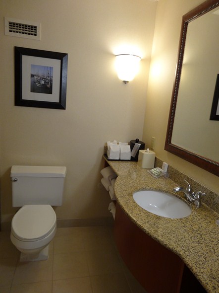 Travel-Resort-Hotel-Review-Hilton-Garden-Inn-San-Francisco-Oakland-Bay-Bridge-01