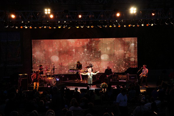 Blondie-Devo-Concert-Photos-Rock-Subculture-Review-Mountain-Winery-01