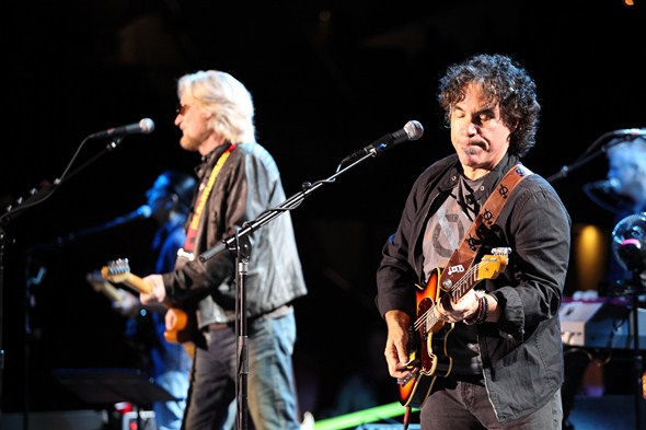 Daryl-Hall-John-Oates-Concert-Review-Mountain-Winery-2012-Rock-Subculture-C-001