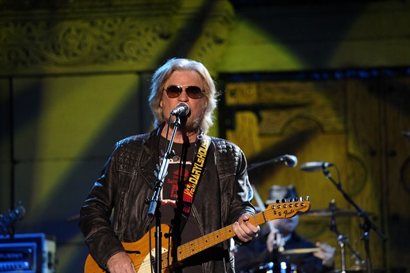 Daryl-Hall-John-Oates-Concert-Review-Mountain-Winery-2012-Rock-Subculture-C-001