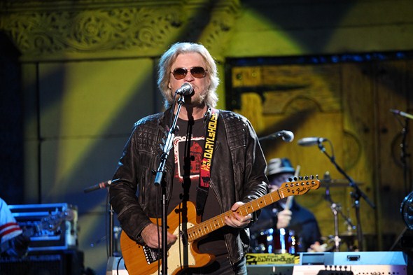 Daryl-Hall-John-Oates-Concert-Review-Mountain-Winery-2012-Rock-Subculture-C-001