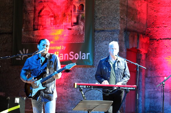 Daryl-Hall-John-Oates-Concert-Review-Mountain-Winery-2012-Rock-Subculture-C-001
