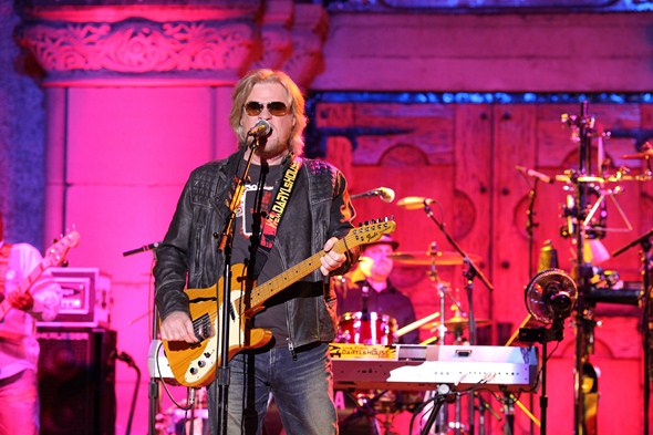 Daryl-Hall-John-Oates-Concert-Review-Mountain-Winery-2012-Rock-Subculture-C-001