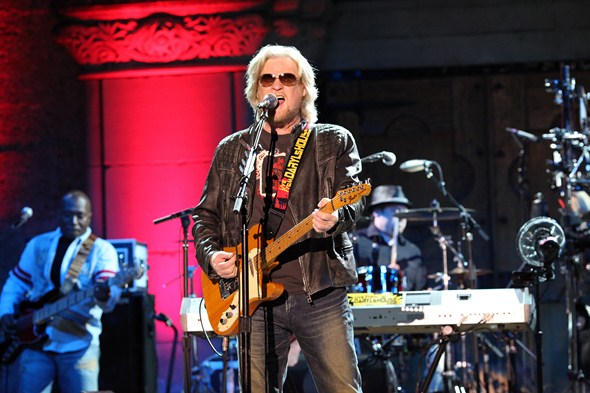 Daryl-Hall-John-Oates-Concert-Review-Mountain-Winery-2012-Rock-Subculture-C-001