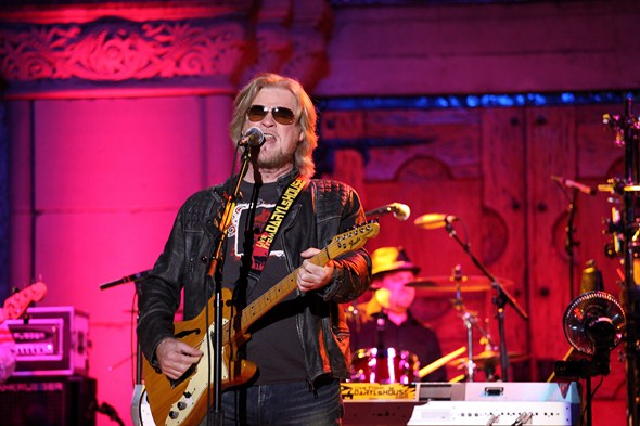 Daryl-Hall-John-Oates-Concert-Review-Mountain-Winery-2012-Rock-Subculture-C-001