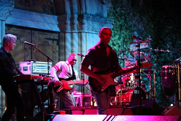 Daryl-Hall-John-Oates-Concert-Review-Mountain-Winery-2012-Rock-Subculture-C-001