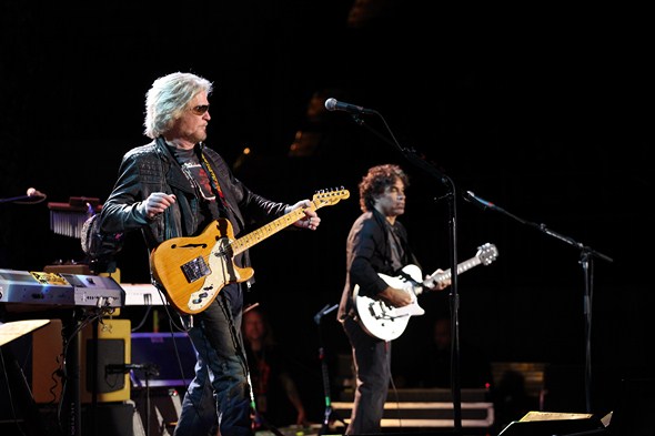 Daryl-Hall-John-Oates-Concert-Review-Mountain-Winery-2012-Rock-Subculture-C-001