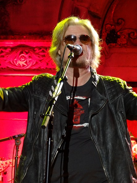 Daryl-Hall-John-Oates-Concert-Review-Mountain-Winery-2012-Rock-Subculture-V-001