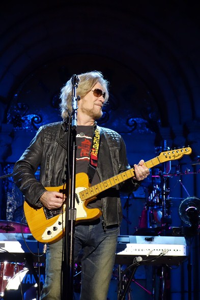 Daryl-Hall-John-Oates-Concert-Review-Mountain-Winery-2012-Rock-Subculture-X-001