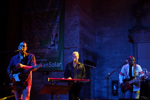 Daryl-Hall-John-Oates-Concert-Review-Mountain-Winery-2012-Rock-Subculture-X-001