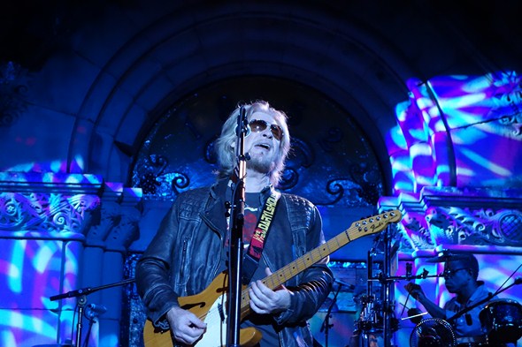Daryl-Hall-John-Oates-Concert-Review-Mountain-Winery-2012-Rock-Subculture-X-001