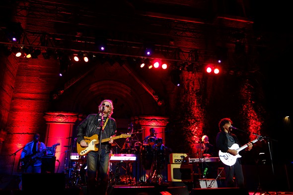Daryl-Hall-John-Oates-Concert-Review-Mountain-Winery-2012-Rock-Subculture-X-001