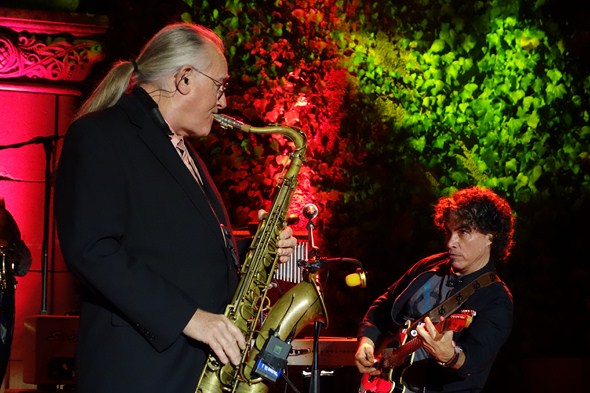 Daryl-Hall-John-Oates-Concert-Review-Mountain-Winery-2012-Rock-Subculture-X-001