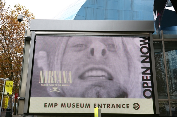 EMP-Museum-Seattle-Music-Movie-Prop-Memorabilia-Nirvana-Horror-Sci-Fi-Original-Prop-Blog-Rock-Subculture-Review-Report-Coverage-News-RSJ
