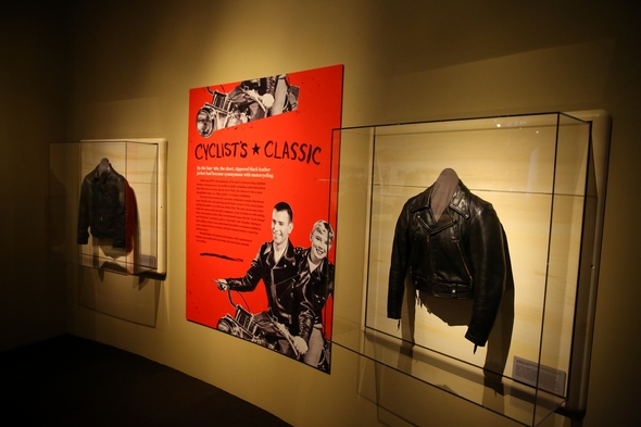 EMP-Museum-Seattle-Music-Movie-Prop-Memorabilia-Nirvana-Horror-Sci-Fi-Original-Prop-Blog-Rock-Subculture-Review-Report-Coverage-News-RSJ