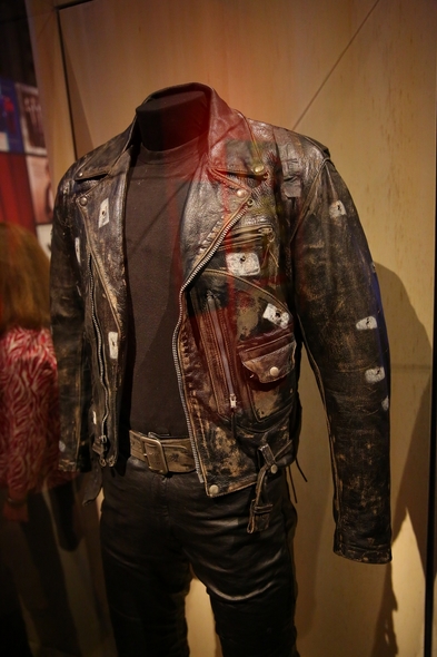 EMP-Museum-Seattle-Music-Movie-Prop-Memorabilia-Nirvana-Horror-Sci-Fi-Original-Prop-Blog-Rock-Subculture-Review-Report-Coverage-News-RSJ