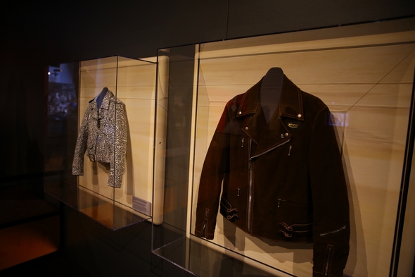 EMP-Museum-Seattle-Music-Movie-Prop-Memorabilia-Nirvana-Horror-Sci-Fi-Original-Prop-Blog-Rock-Subculture-Review-Report-Coverage-News-RSJ