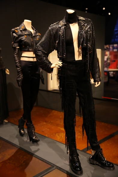 EMP-Museum-Seattle-Music-Movie-Prop-Memorabilia-Nirvana-Horror-Sci-Fi-Original-Prop-Blog-Rock-Subculture-Review-Report-Coverage-News-RSJ