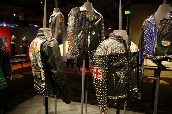 EMP-Museum-Seattle-Music-Movie-Prop-Memorabilia-Nirvana-Horror-Sci-Fi-Original-Prop-Blog-Rock-Subculture-Review-Report-Coverage-News-RSJ