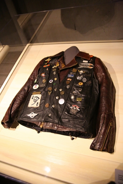 EMP-Museum-Seattle-Music-Movie-Prop-Memorabilia-Nirvana-Horror-Sci-Fi-Original-Prop-Blog-Rock-Subculture-Review-Report-Coverage-News-RSJ