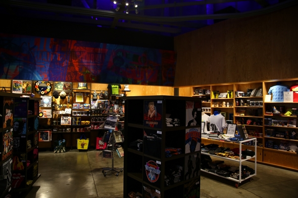 EMP-Museum-Seattle-Music-Movie-Prop-Memorabilia-Nirvana-Horror-Sci-Fi-Original-Prop-Blog-Rock-Subculture-Review-Report-Coverage-News-RSJ