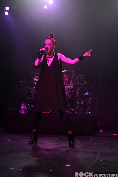 Garbage-Shirley-Manson-Live-Music-Concert-Review-Photos-San-Francisco-Warfield-Rock-Subculture-01-RSJ