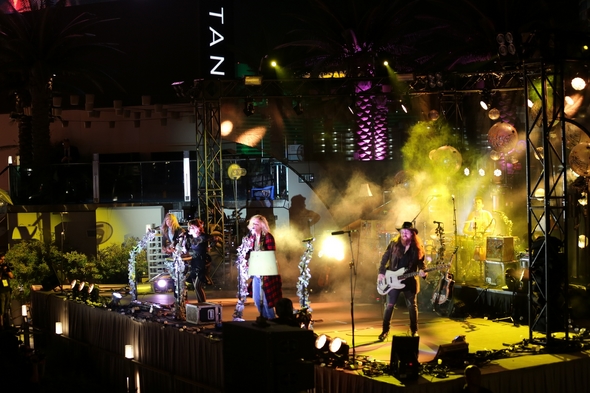 Grouplove-Live-Music-Concert-Review-2012-Las-Vegas-Cosmopolitan-Rock-Subculture-01-RSJ