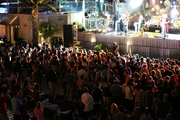 Grouplove-Live-Music-Concert-Review-2012-Las-Vegas-Cosmopolitan-Rock-Subculture-01-RSJ