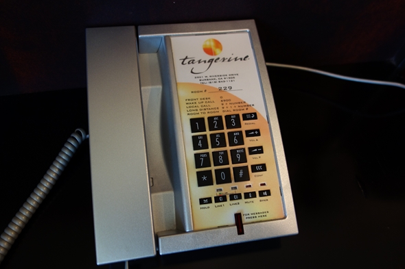 Tangerine-Hotel-Motel-Travel-Review-TripAdvisor-Burbank-Photo-Rated-01