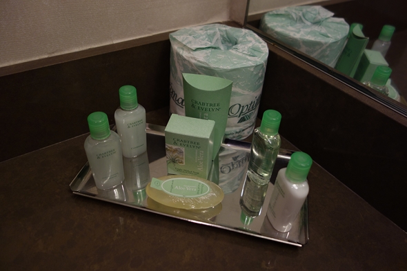 Tangerine-Hotel-Motel-Travel-Review-TripAdvisor-Burbank-Photo-Rated-01