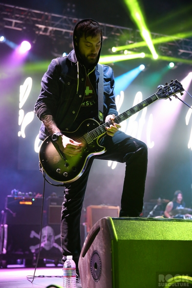 Not-So-Silent-Night-1-One-Live-105-Concert-Review-Photos-Oakland-2012-Gaslight-Anthem-01-RSJ