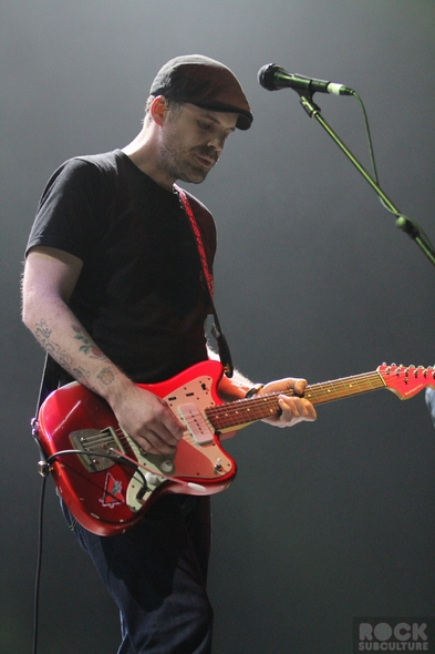 Not-So-Silent-Night-1-One-Live-105-Concert-Review-Photos-Oakland-2012-Gaslight-Anthem-01-RSJ