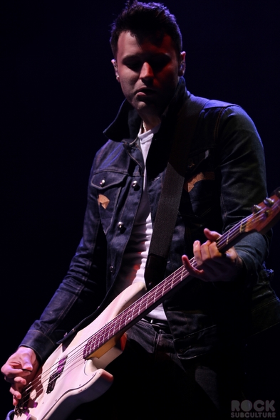 Not-So-Silent-Night-1-One-Live-105-Concert-Review-Photos-Oakland-2012-Gaslight-Anthem-01-RSJ